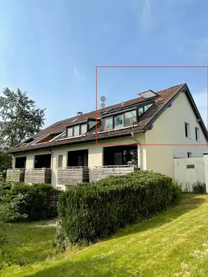 Das Gebäude in dem sich die Ferienwohnung befindet