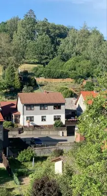 Das Gebäude in dem sich die Ferienwohnung befindet