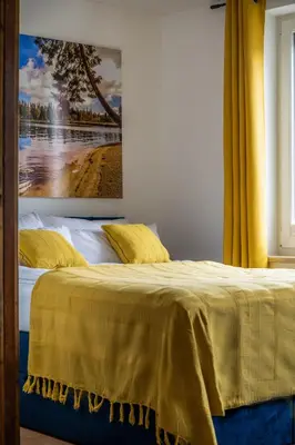Ein Bett oder Betten in einem Zimmer der Unterkunft Neu! 9,9 Außergewöhnlich! Boxspringbetten Kaffeevollautomat inkl Bettwäsche und Handtücher #MeeneFewo de